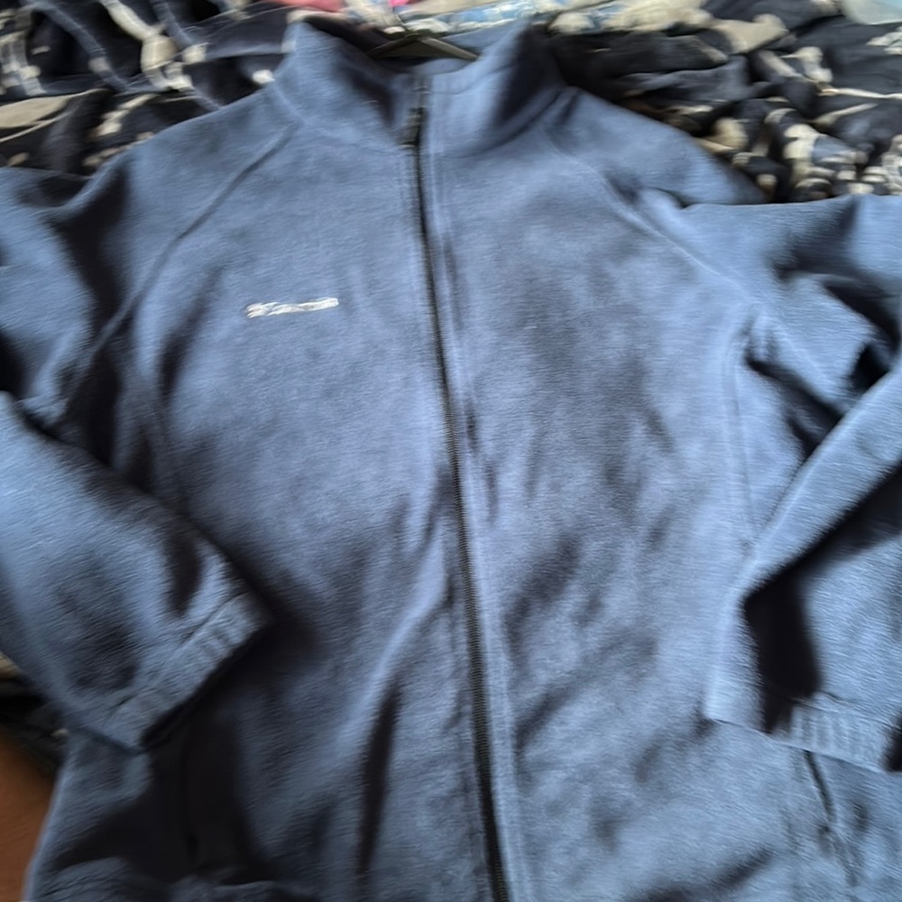 Fleece sweatshirt